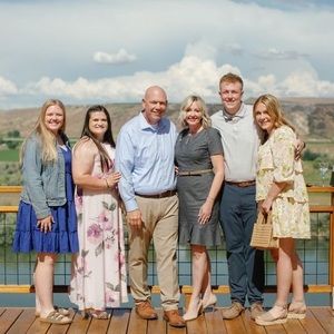 Meet your Posher, Debbie